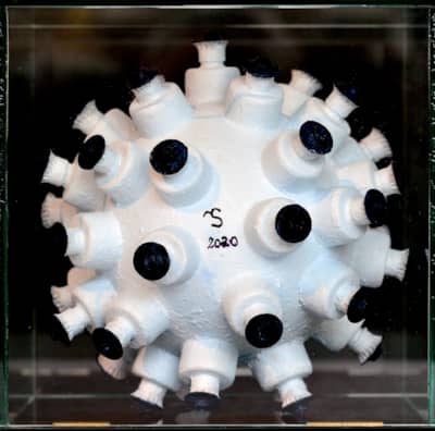 Jacques Sens: coronavirus in kubus met zuurstof uit 2020